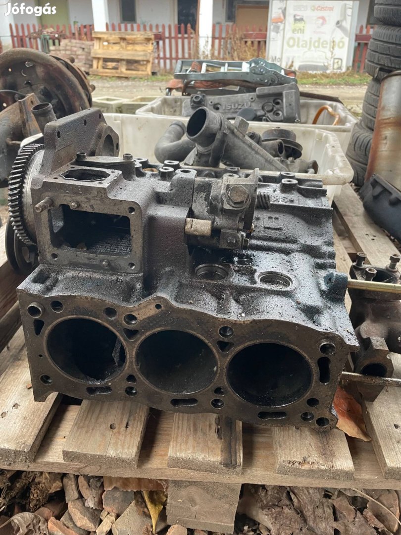 Isuzu 3RK1 motor