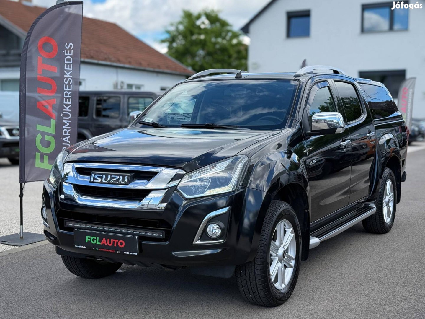 Isuzu D-Max 1.9 D LS Plus (Automata) Szervizkön...