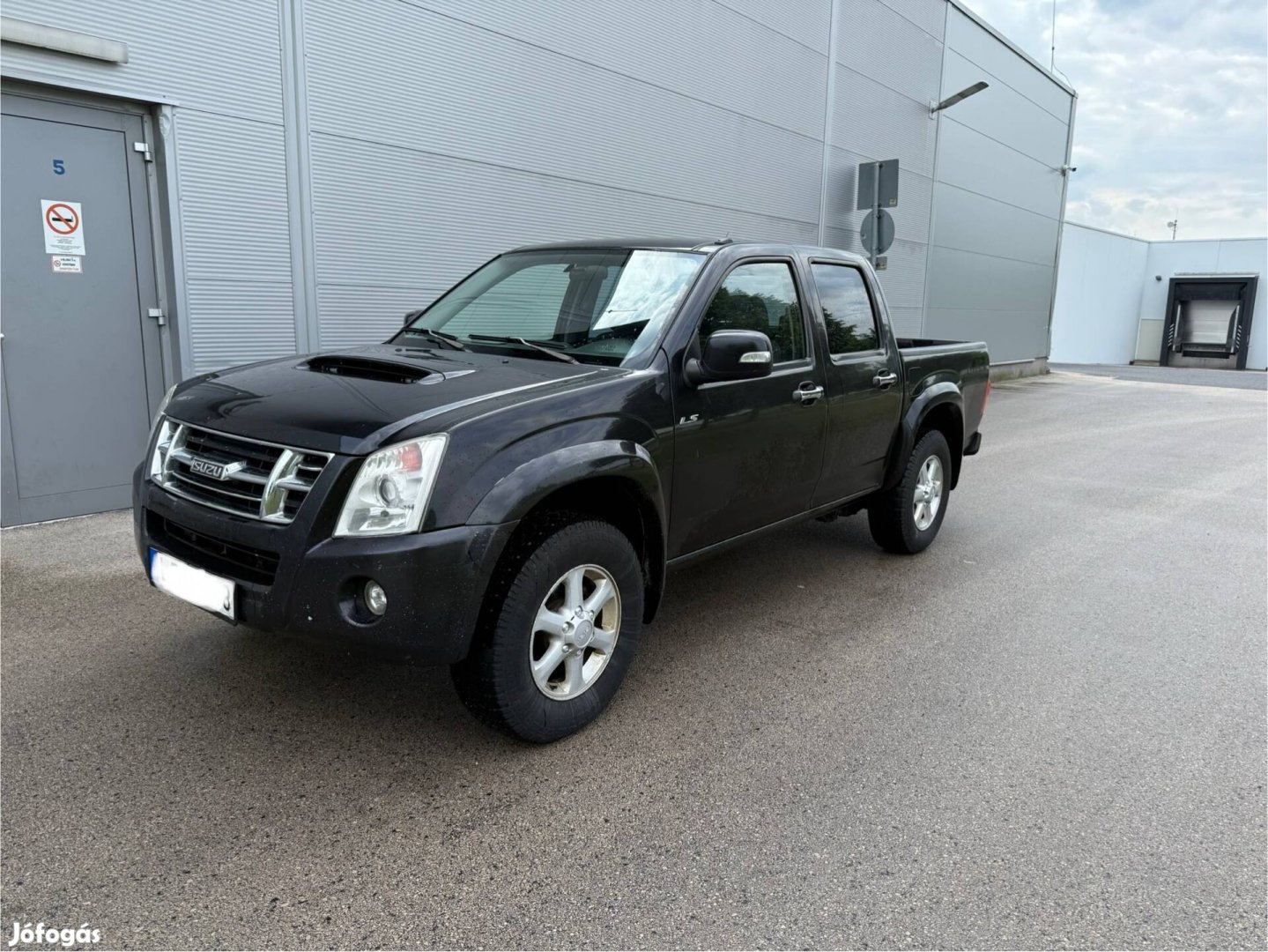 Isuzu D-max pickup