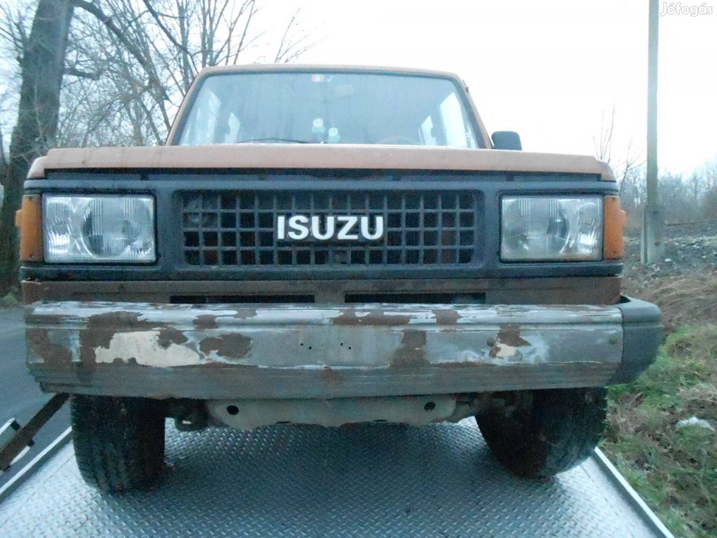 Isuzu Trooper 2,7 benzines,automataváltós,Svájci terepjáró bontódik