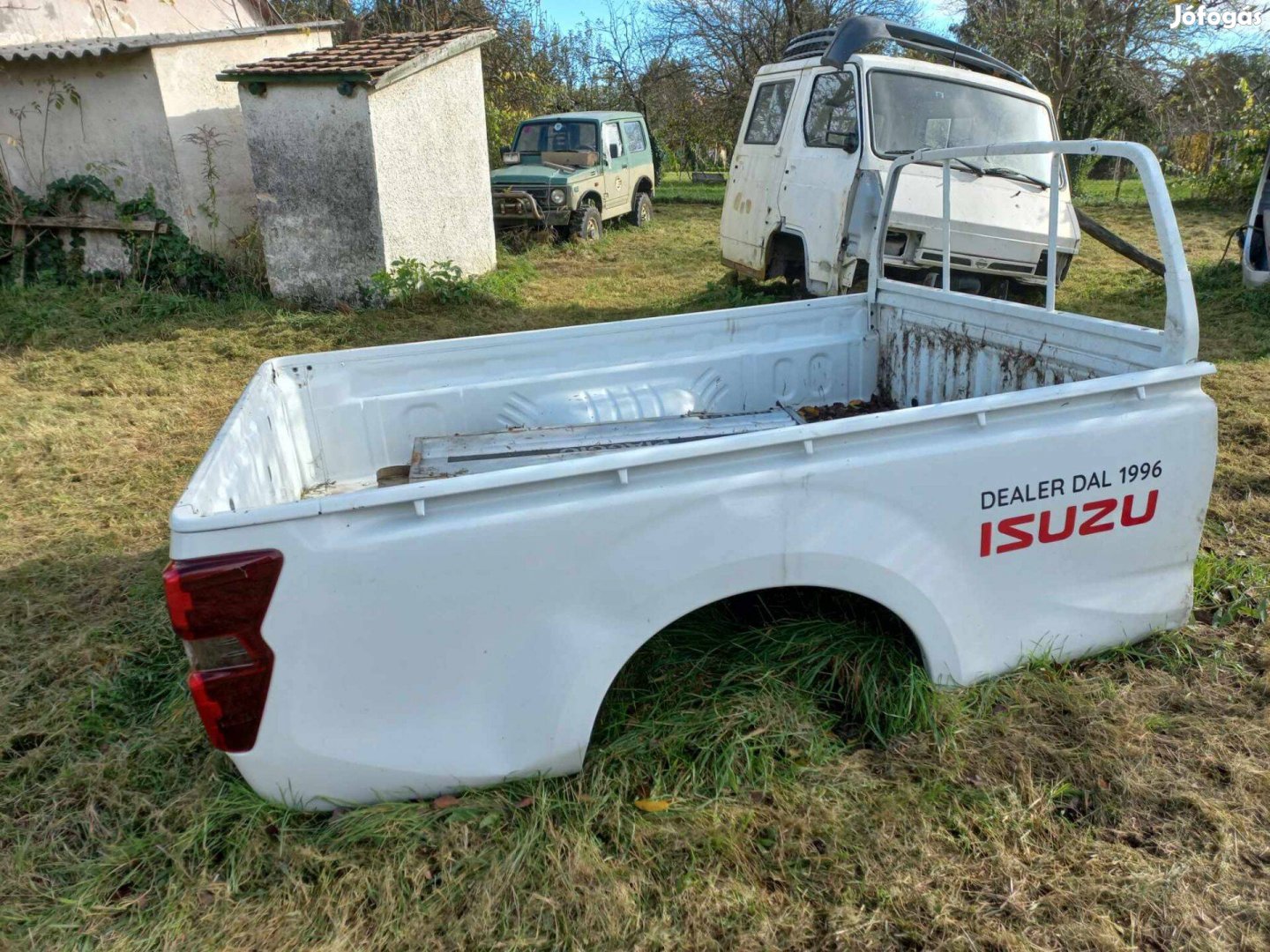 Isuzu d-max plató felépítmény