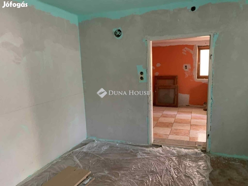 Iszkaszentgyörgyi eladó 80 nm-es ház