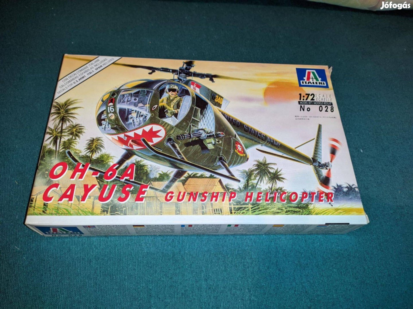 Italeri OH-6 Cayuse makett