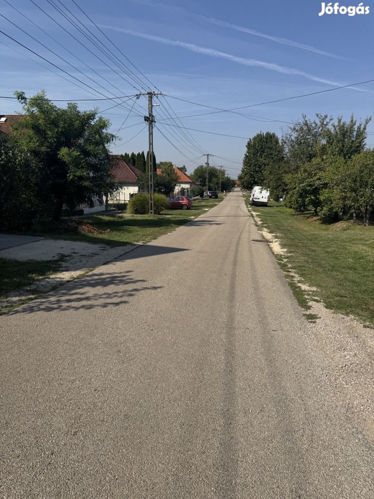 Iváncsa, táncsics mihály utca utca, 90 m2-es, családi ház,