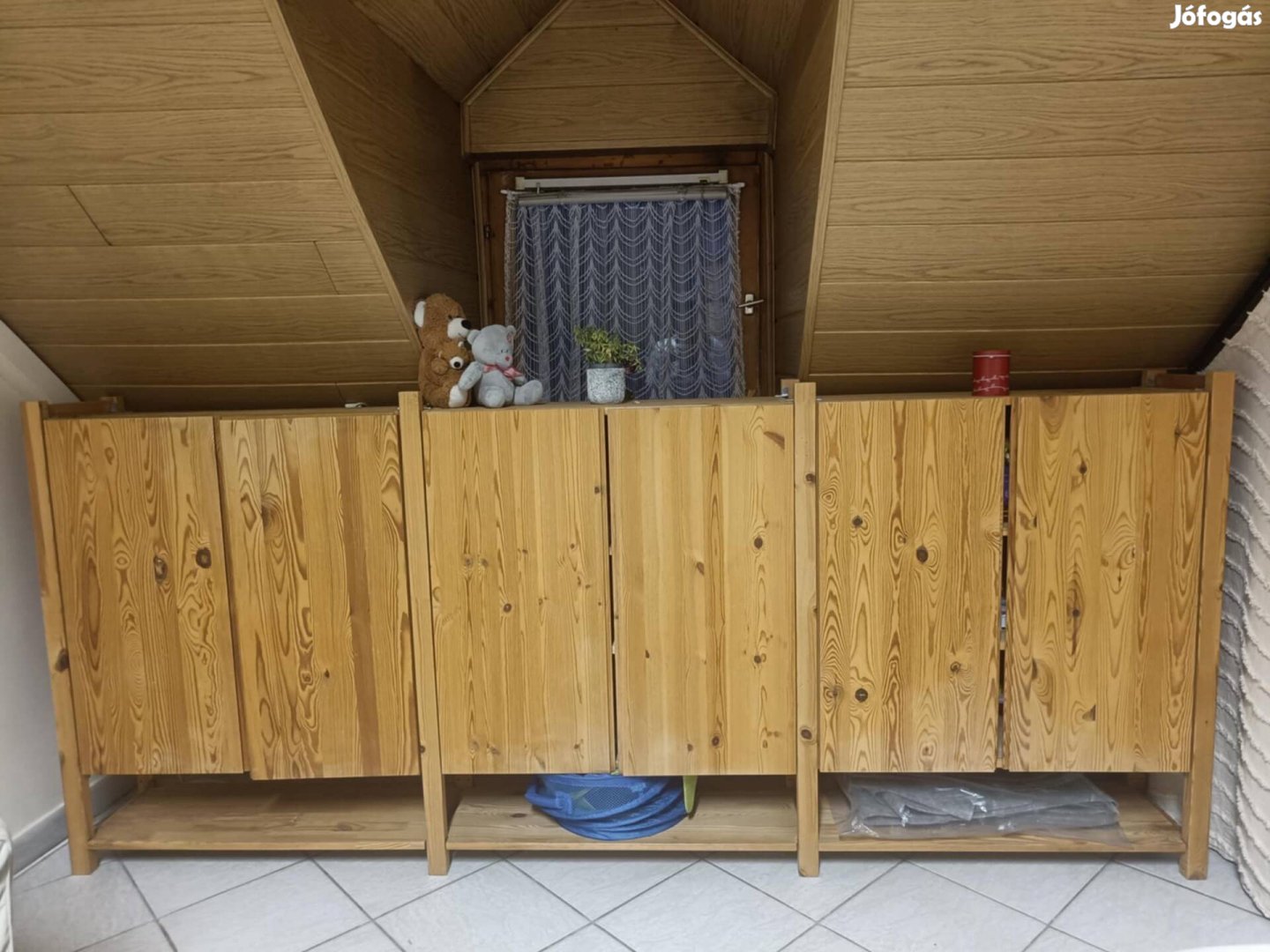 Ivar fa szekrénysor kiváló állapotban - heylszíni átvétellel