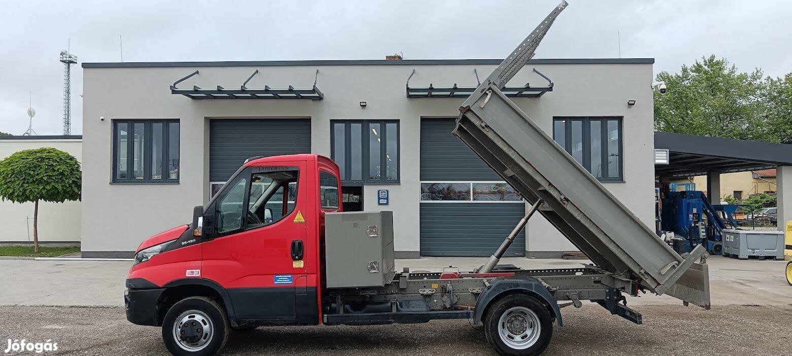 Iveco 35C13 - billenőplatós teherautó