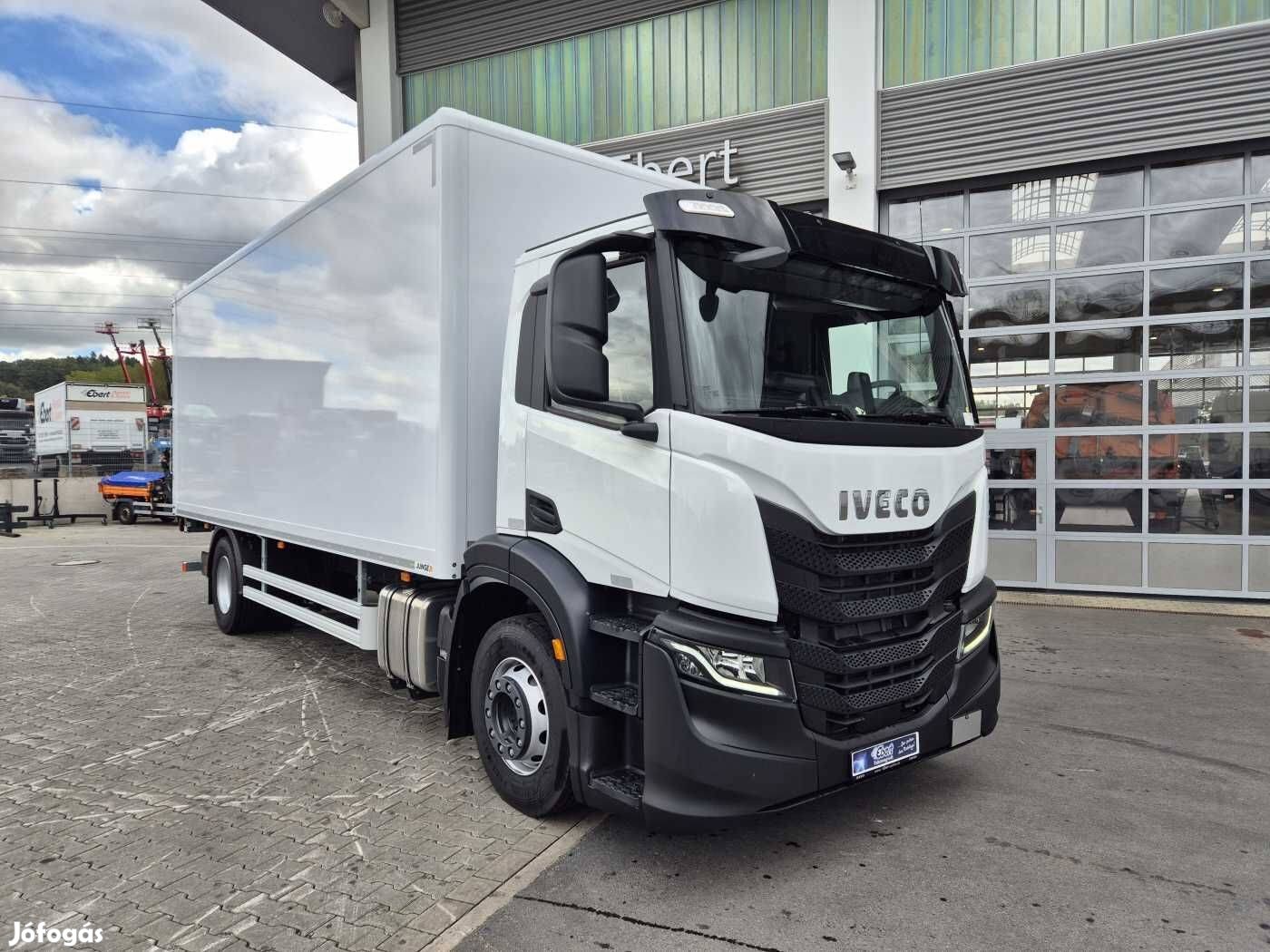 Iveco Ad190S40/P 4×2 Ladebordwand 2.000kg Navi ACC/ 500 km