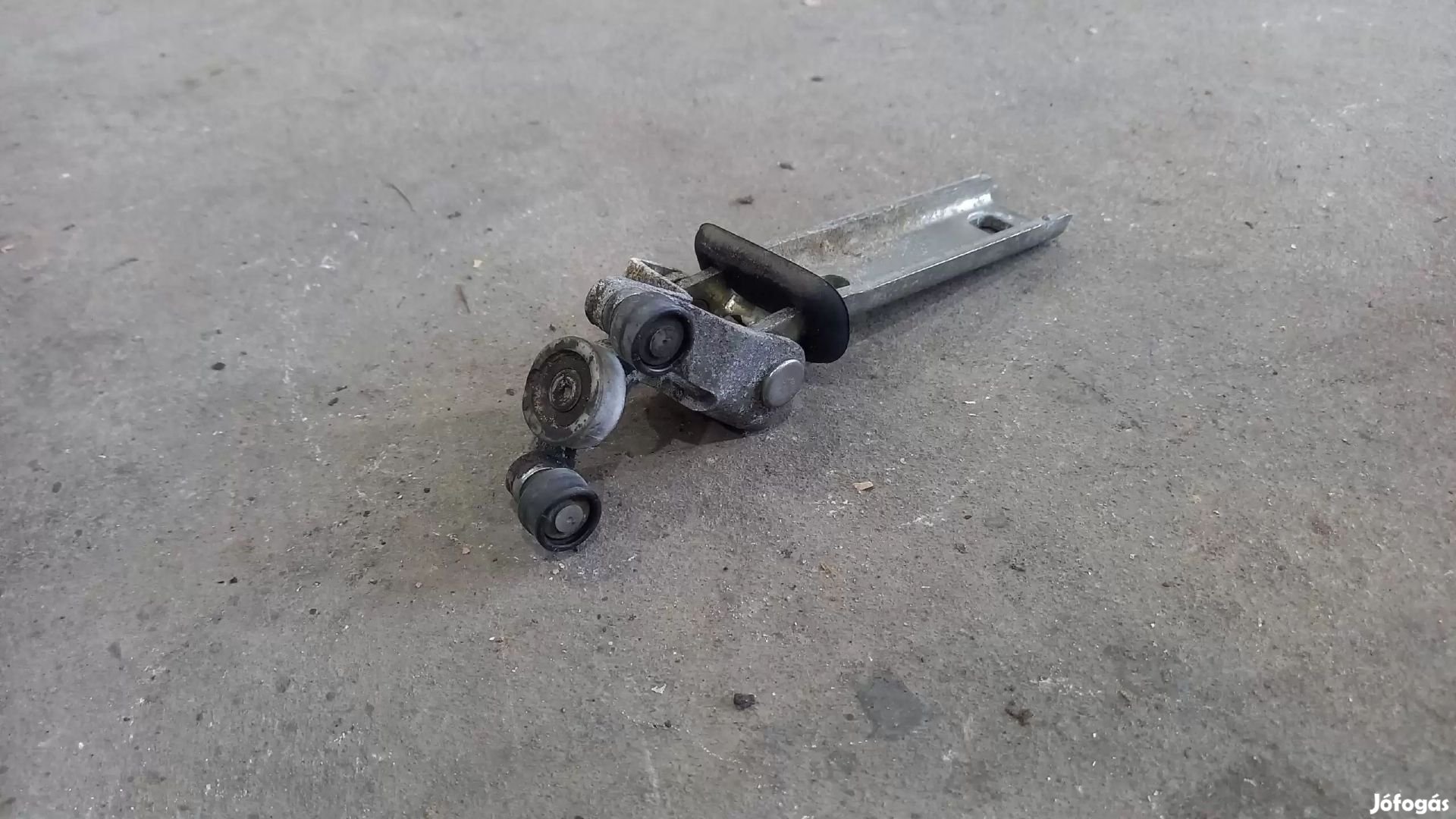 Iveco DAILY 00- Jobb oldali tolóajtó toló ajtó középső