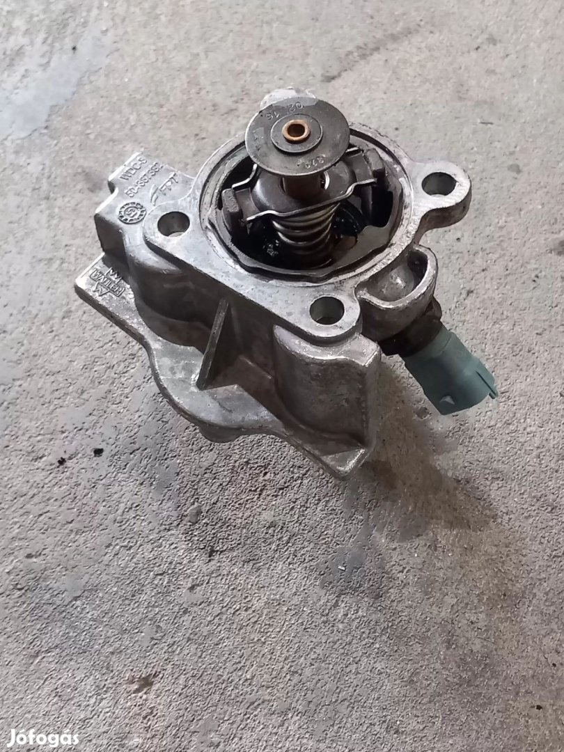 Iveco DAILY 12- 2.3 Termosztátház termosztát ház jeladó 5885