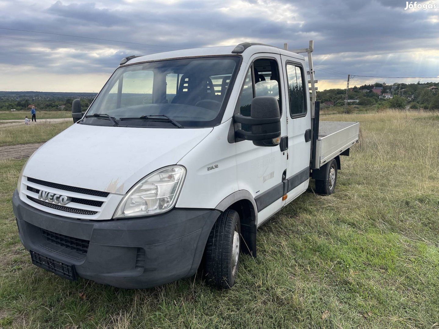 Iveco Daily 29L12D 6 személyes platós