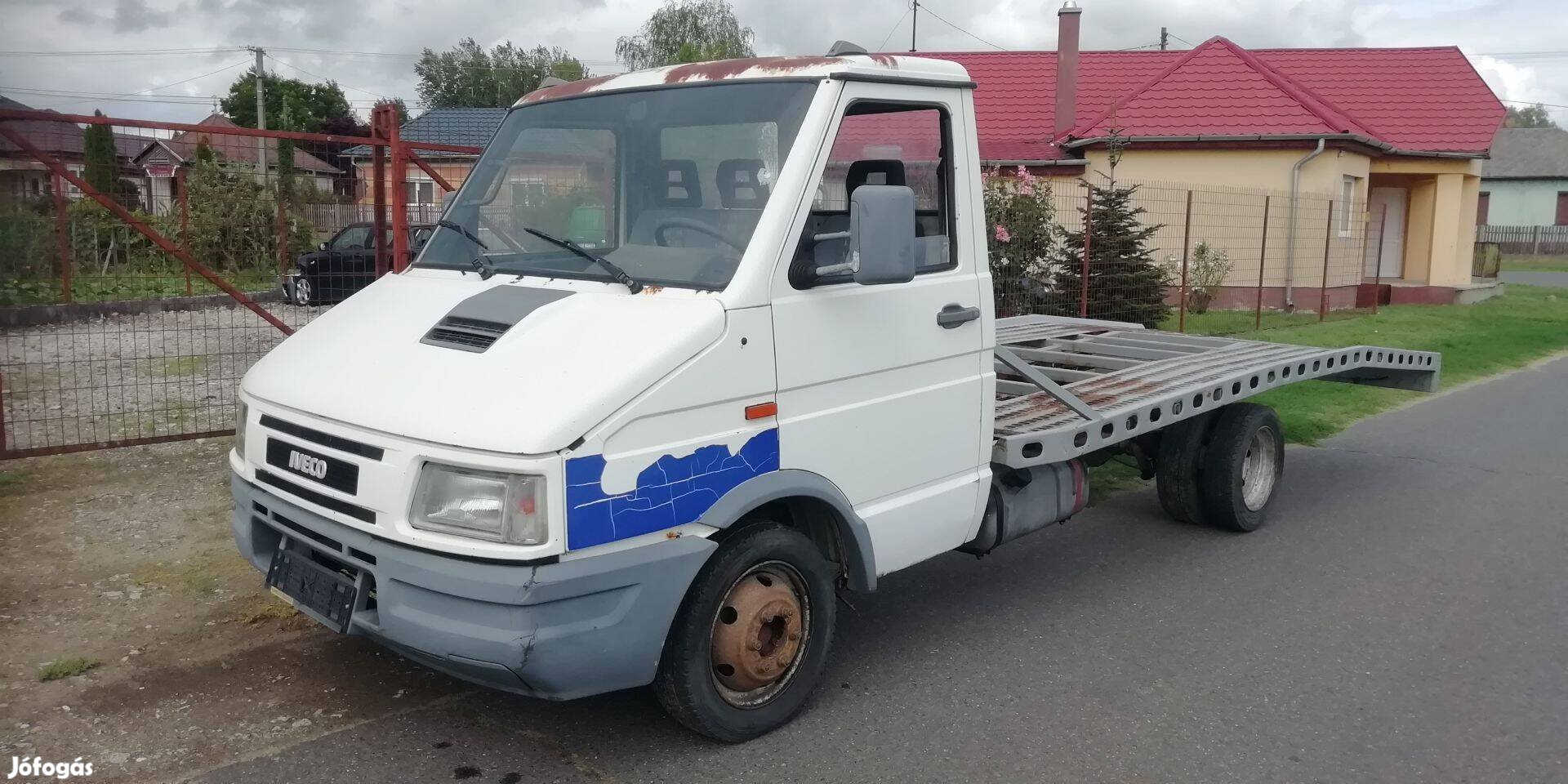 Iveco Daily 3512, 2.8td autómentő, 4,9t eladó