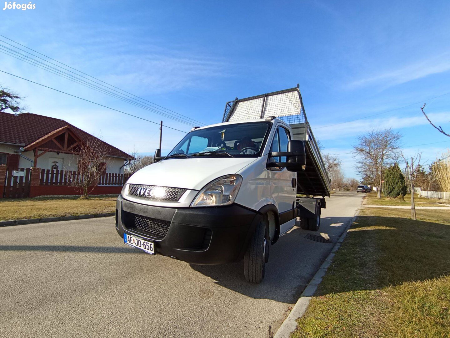 Iveco Daily 35C14, 3-Oldalra Billenő felépítménnyel, 3,5t-vonóhorog!