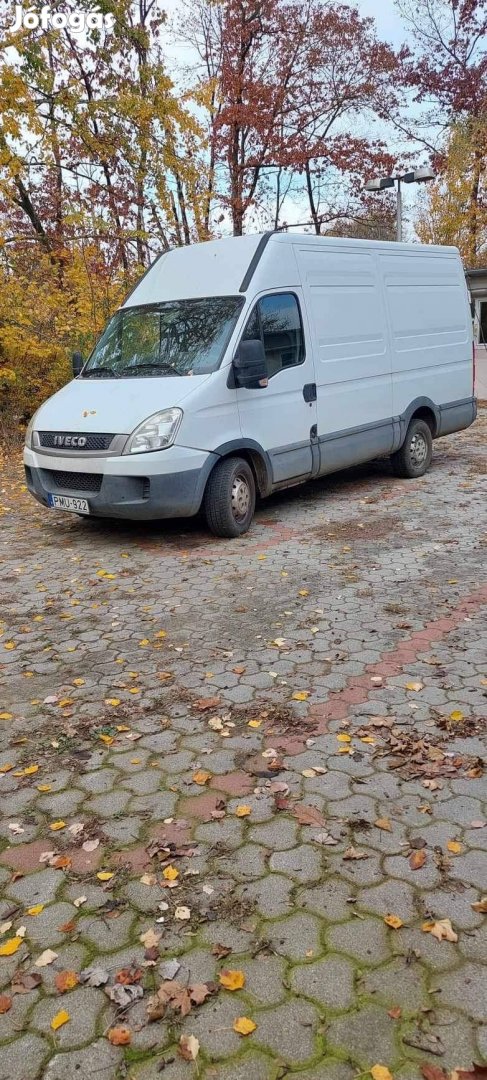 Iveco Daily. 2,3