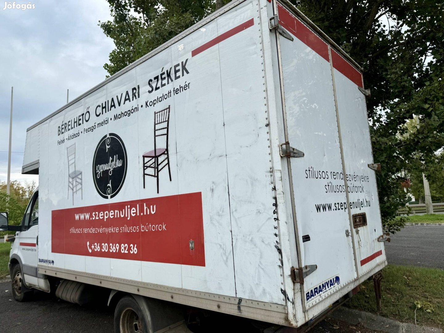Iveco Daily doboz tároló raktár kamra felépítmény 