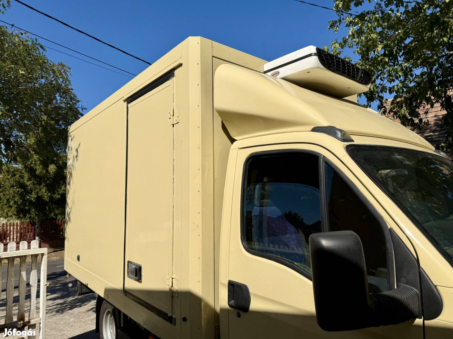 Iveco Daily hűtő doboz tároló raktár felépítmény