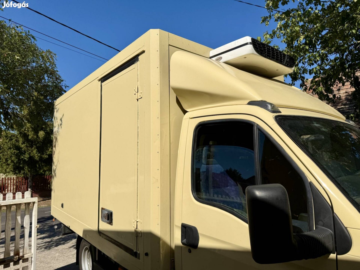 Iveco Daily hűtő fagyasztó doboz tároló raktár szigetelt felépítmény