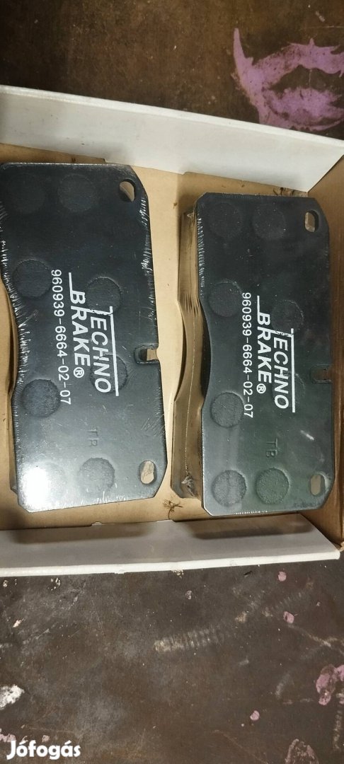 Iveco Euró Cargo első fékbetét!