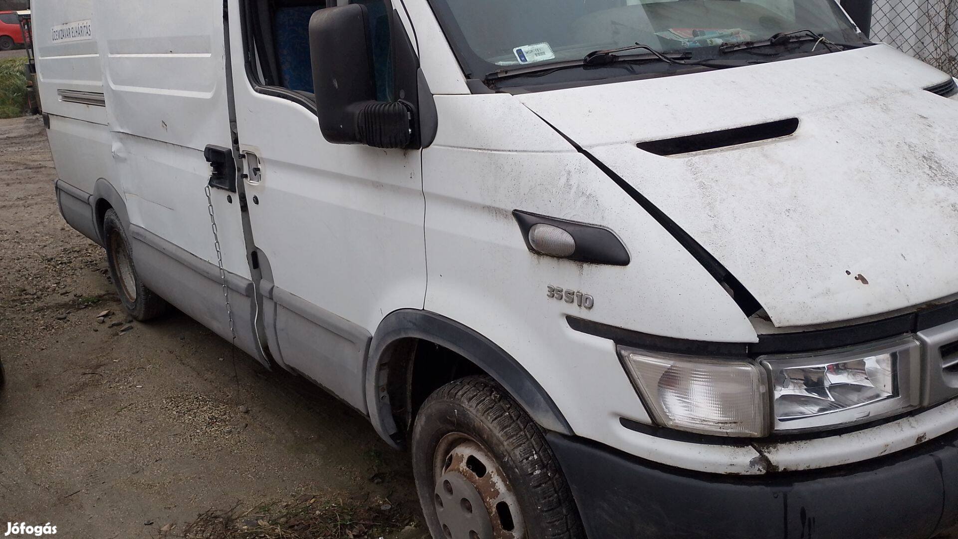 Iveco daily 2005-ös biztosíték tábla keret