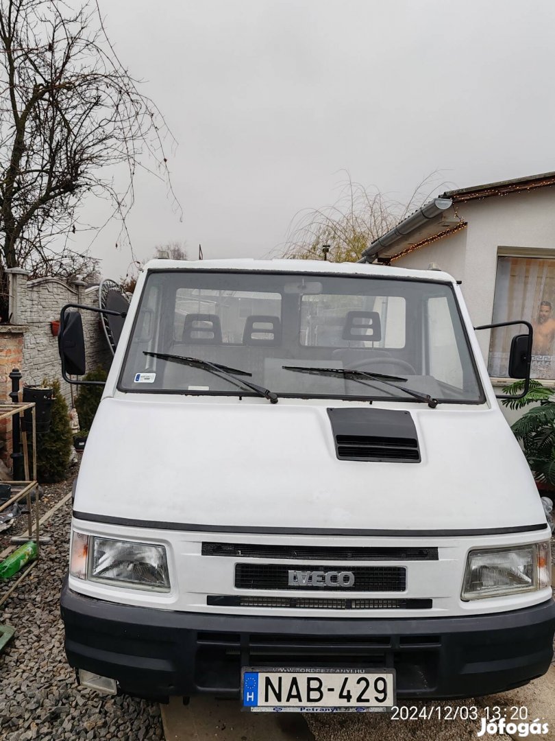 Iveco daly 49-12es. 