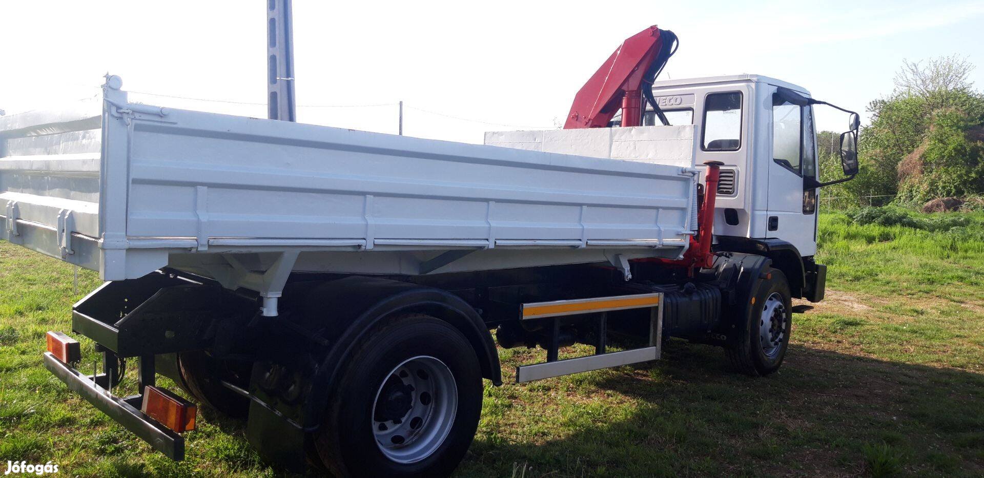 Iveco eurocargo180e23 billenős billencs darus fassi daruval 4 200 000