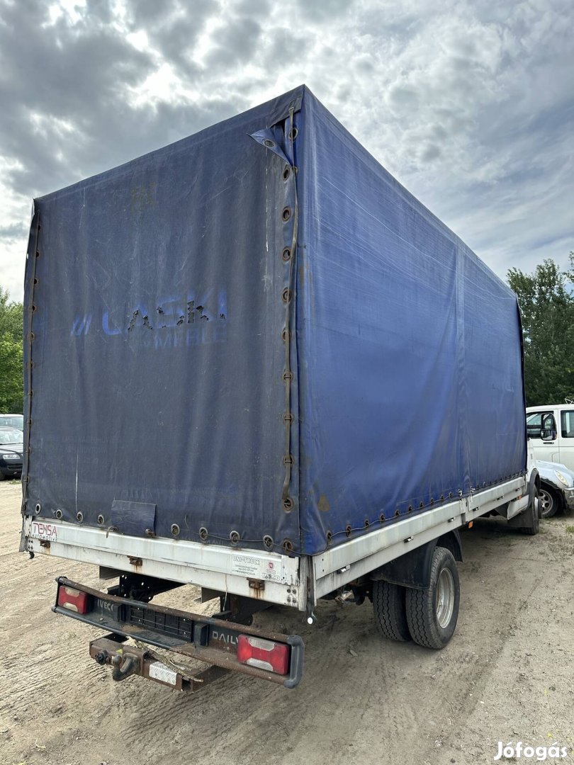 Iveco felépitmeny ponyva plato