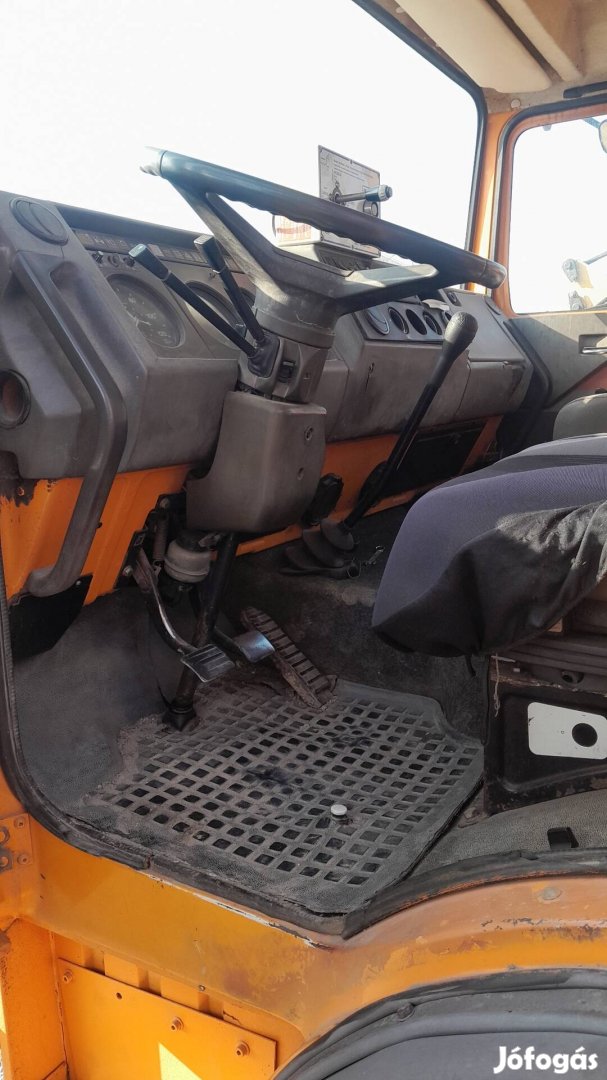 Iveco terepes billencs 