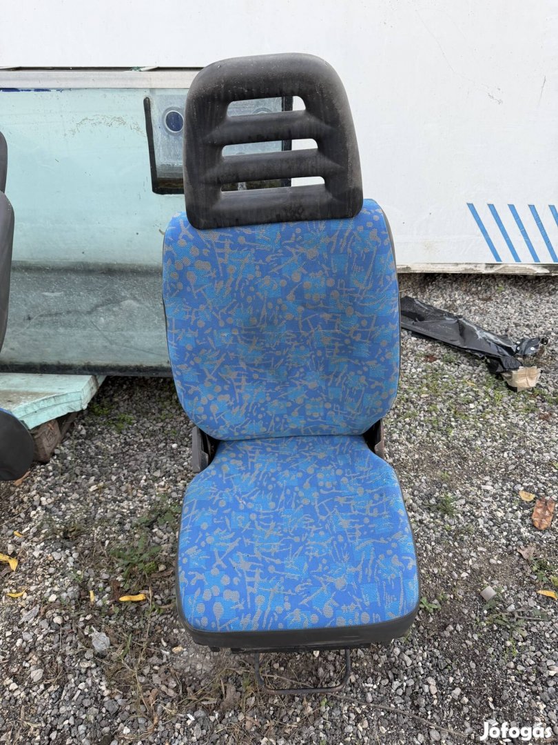 Iveco üllés ujszeru