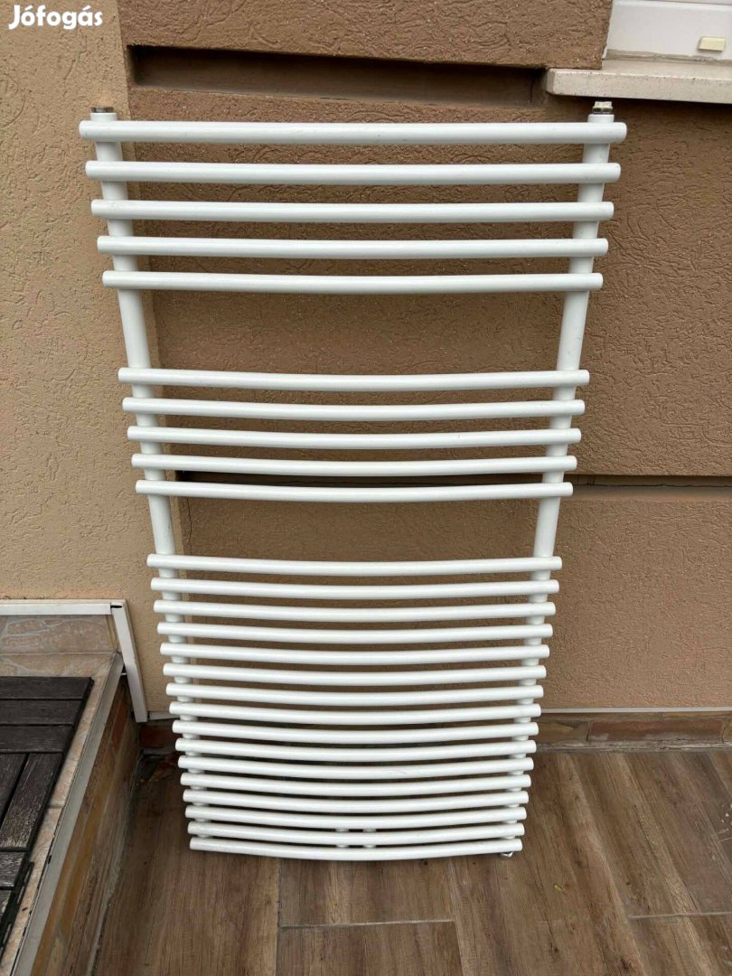 Íves fehér törölközőszárító radiátor 1200600