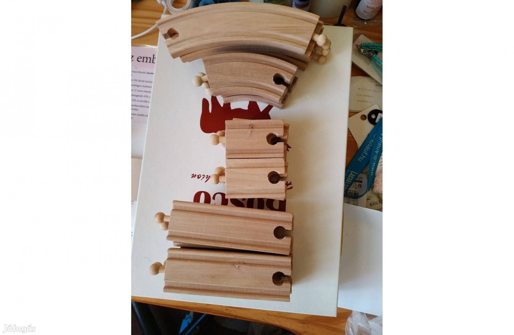 Íves vagy egyenes Sínek, Elágazások Váltók Favonat Újak