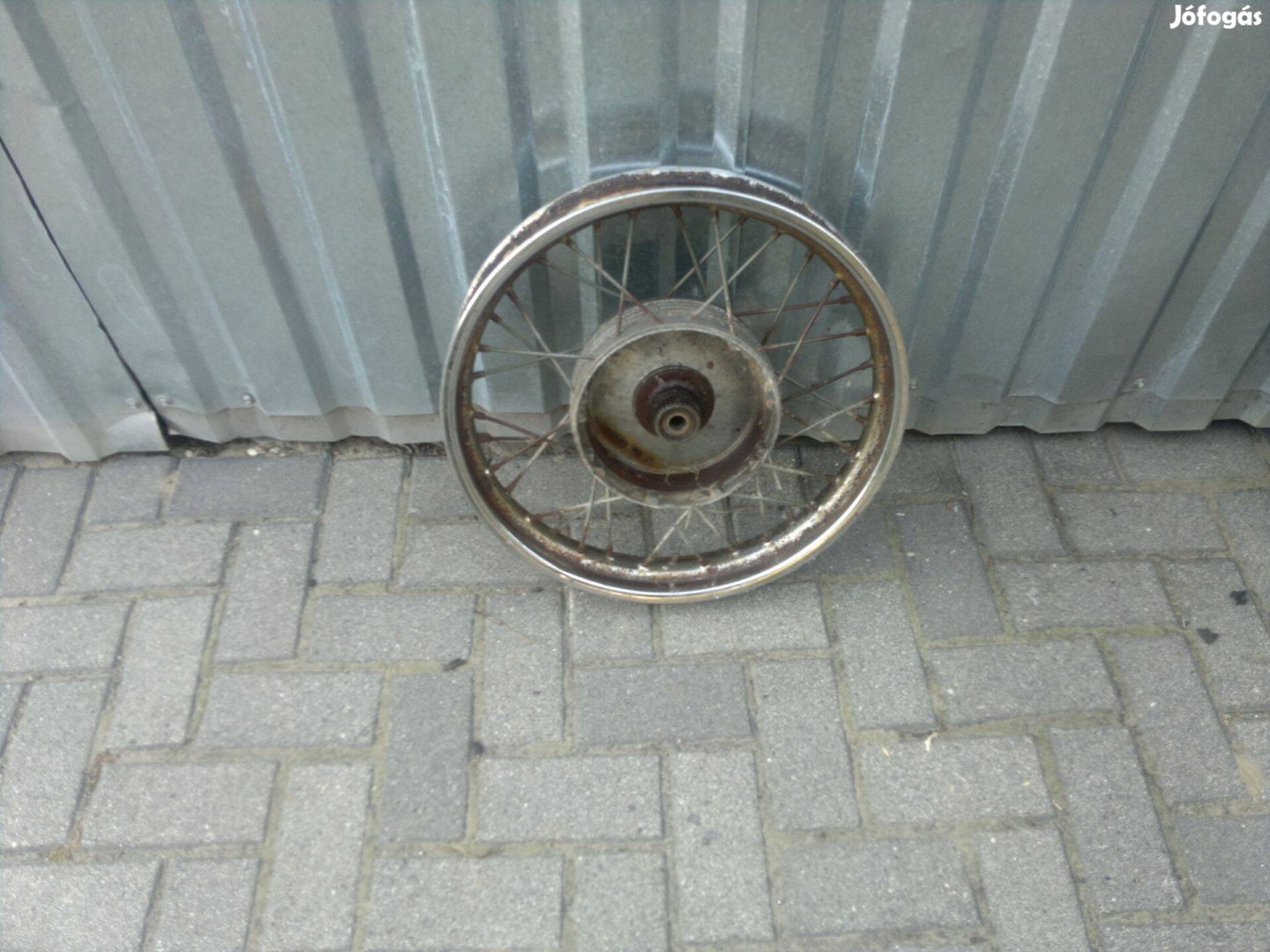 Izs 350 18 colos kerék