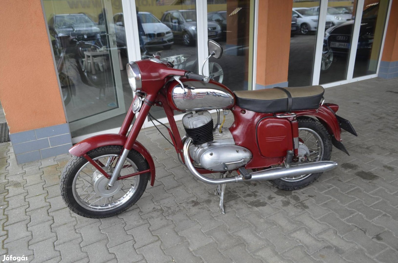 JAWA 250 ......