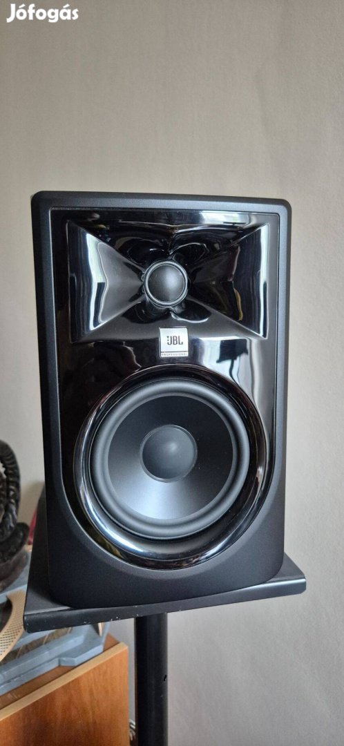 JBL 305P Mkii Aktív Studio hangfal párban eladó, újszerűek