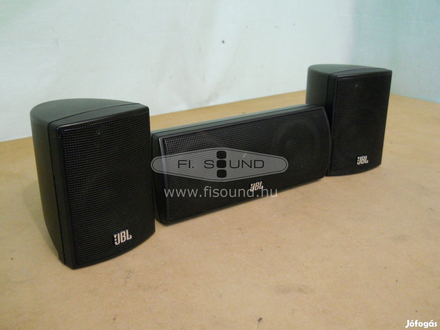 JBL 85 SAT 110W,4-8ohm,3.0-s hangfal szett, peremezésre szorul