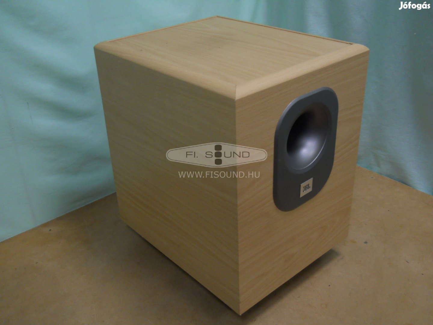 JBL Balboa Sub 230 , 220W,aktív házimozi subwoofer 20cm-s méllyel