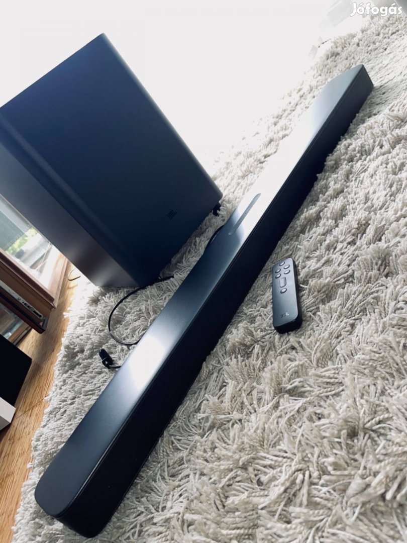 JBL Bar 5.1 Surround Soundbar vezeték nélküli mélynyomóval - fekete