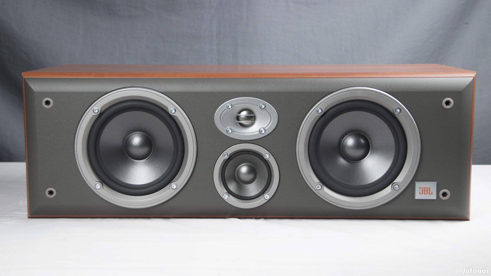 JBL EC35 center hangfal