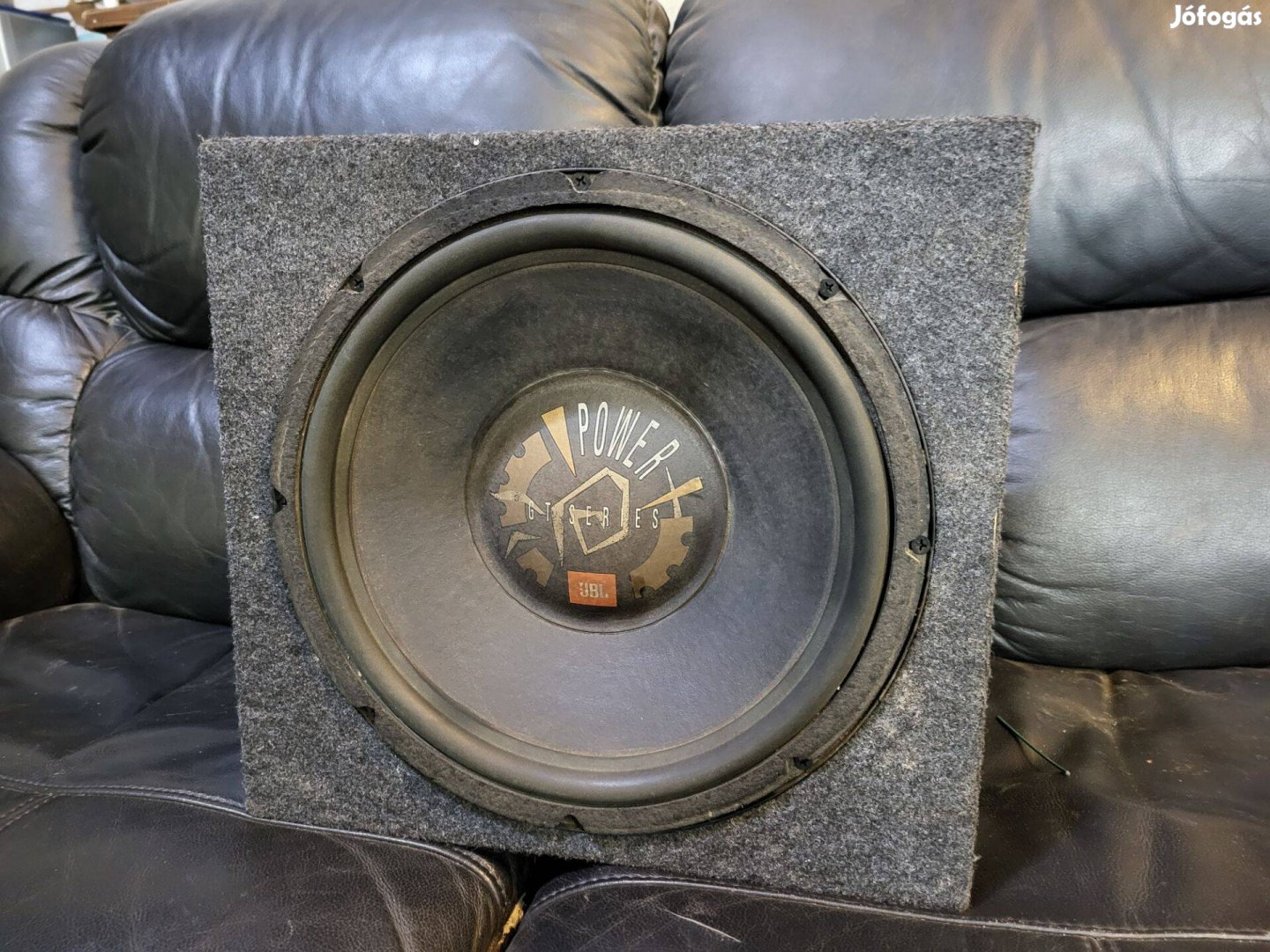 JBL GT122 mélyláda (280/140w, 95db, zárt láda)