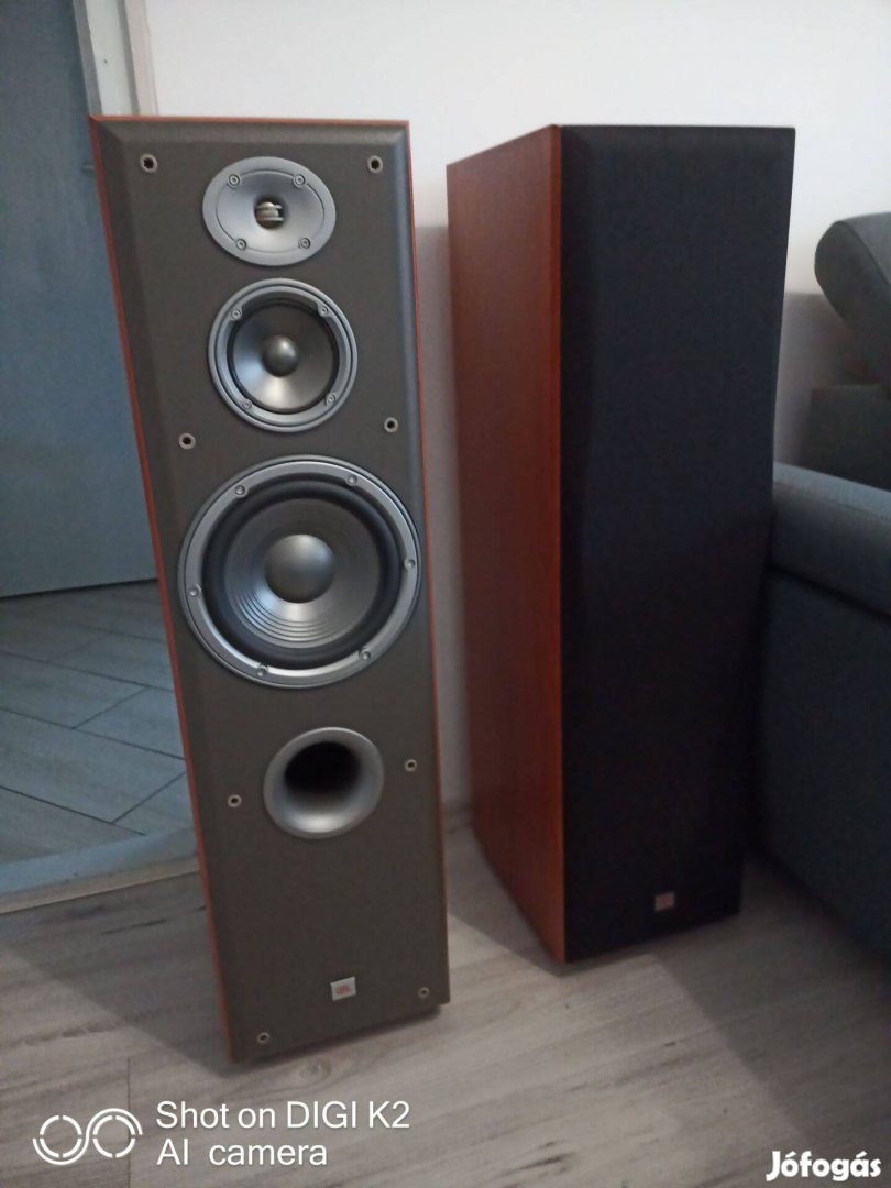 JBL Northridge e60