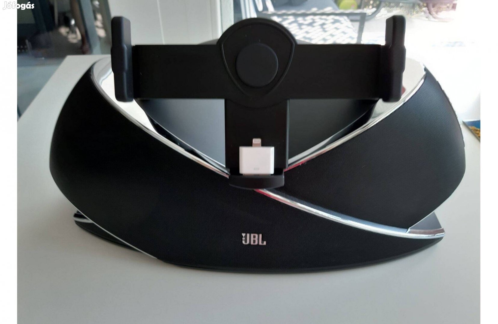 JBL Onbeat Xtreme hangfal és tartó