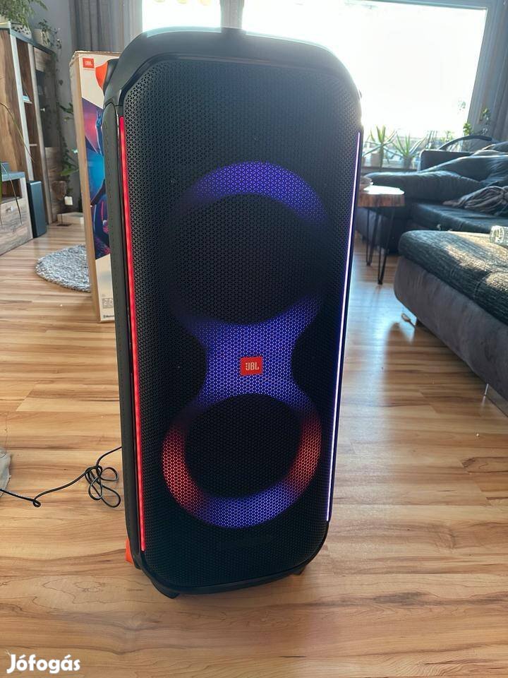 JBL Partbox 710