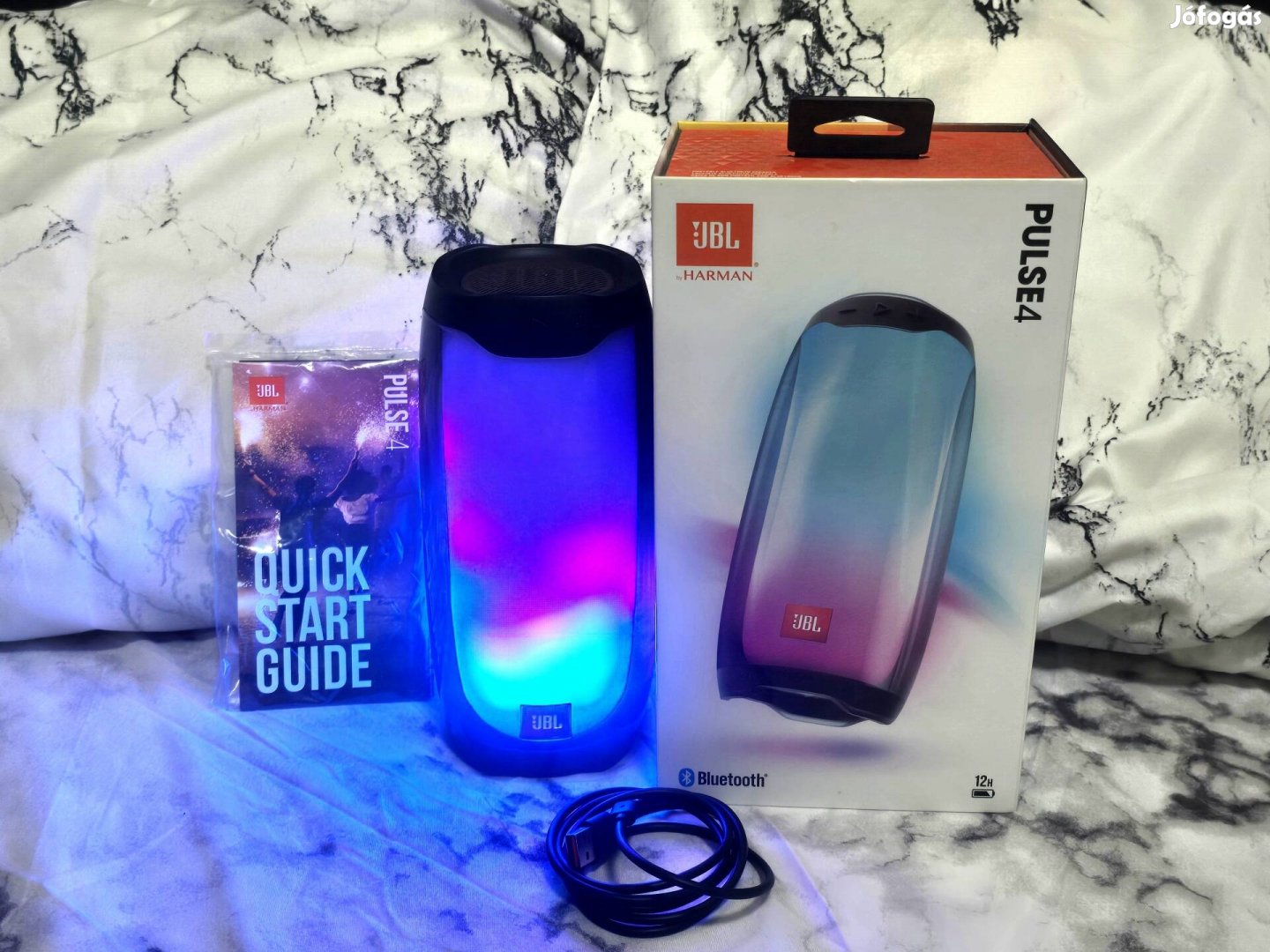 JBL Pulse 4 hangszóró.