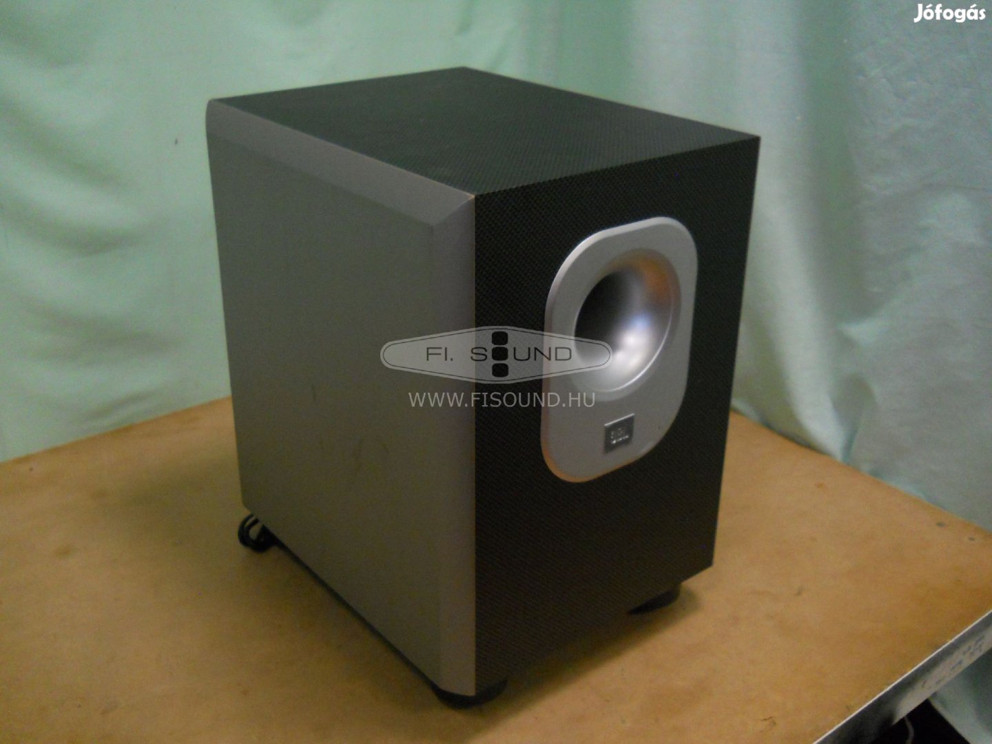 JBL SUB200-230 , (2.) 200W,aktív házimozi subwoofer 20cm-s méllyel