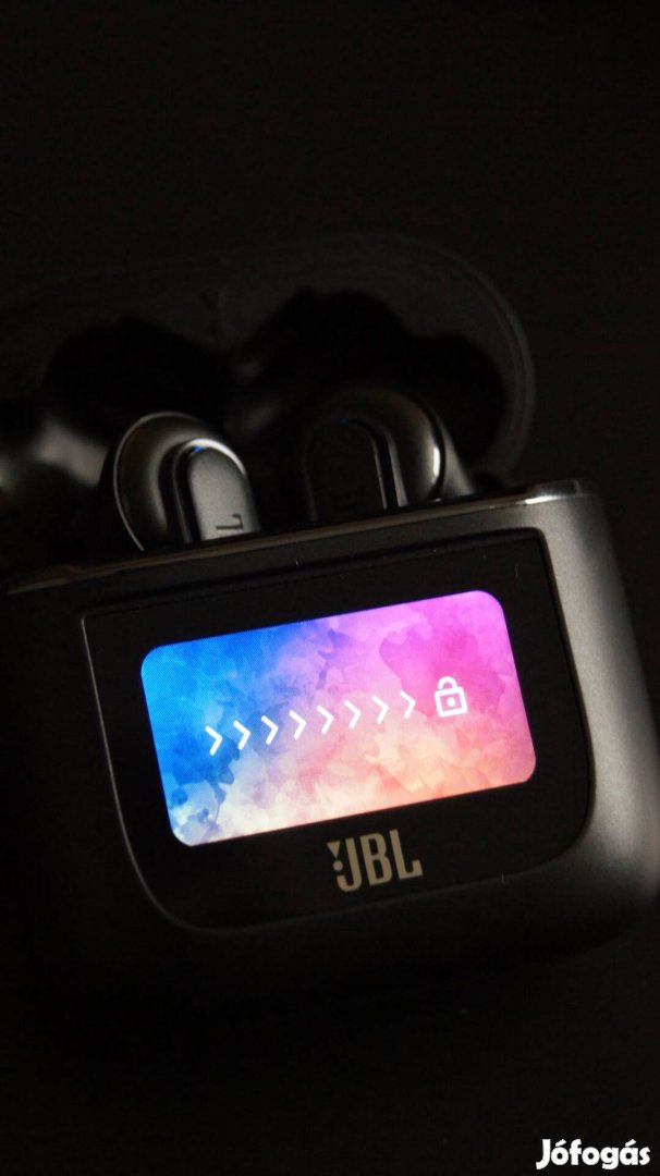 JBL Tour Pro 2