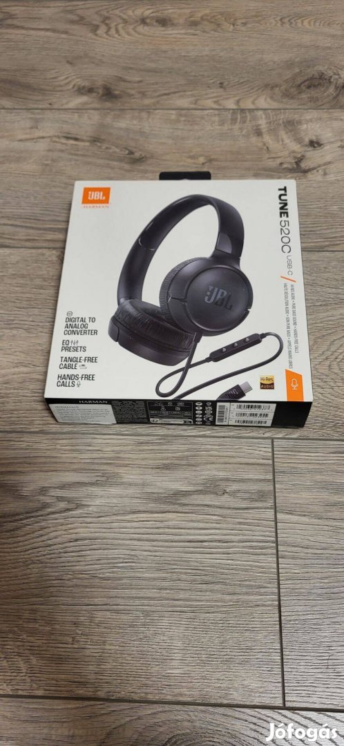 JBL Tune 520C USB-C fejhallgató fekete
