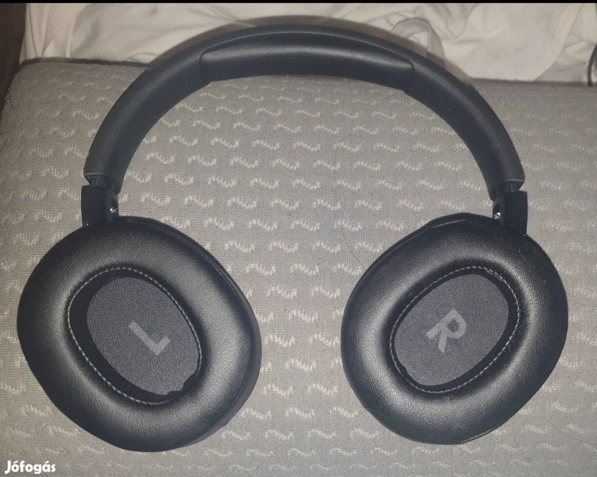JBL Tune 760NC