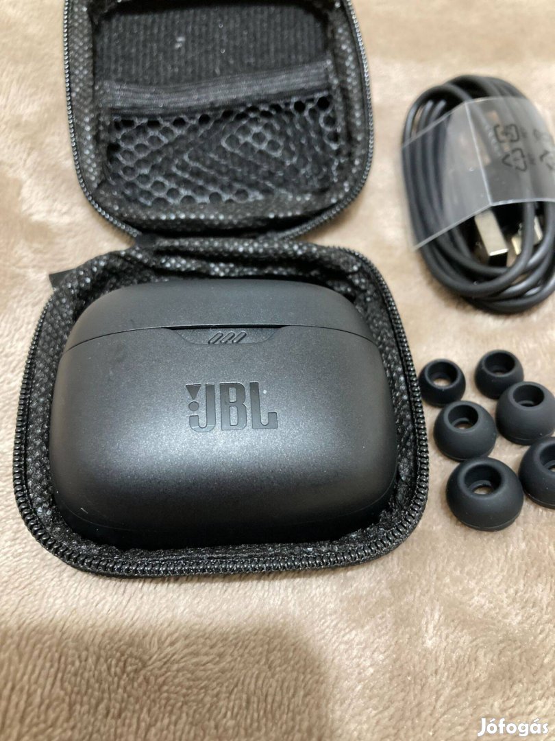 JBL Tune Buds bluetooth fülhallgató