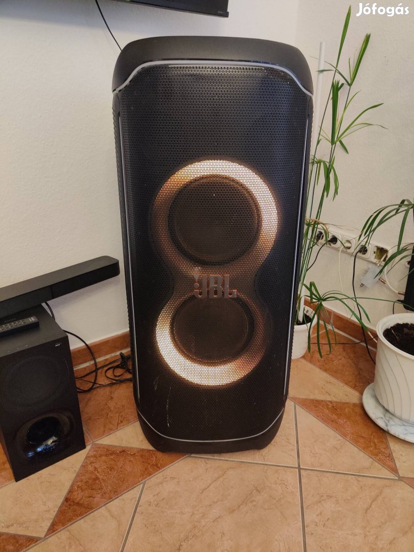 JBL Ultimate party box