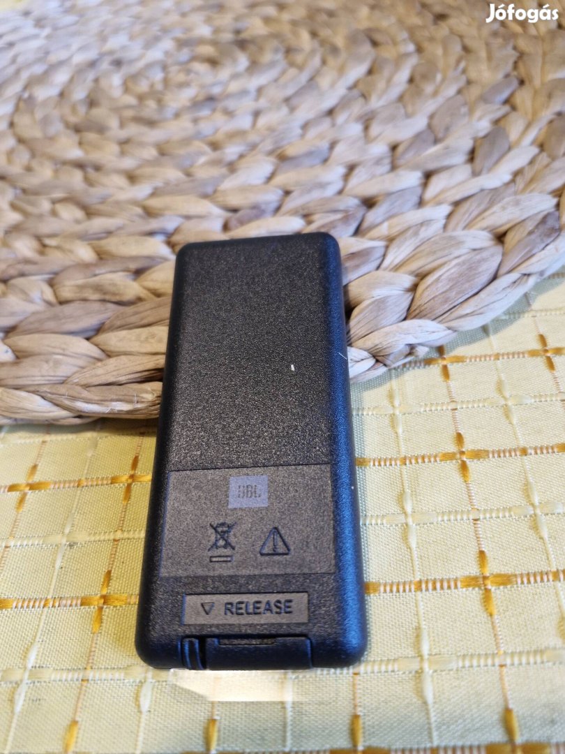 JBL- távirányító.