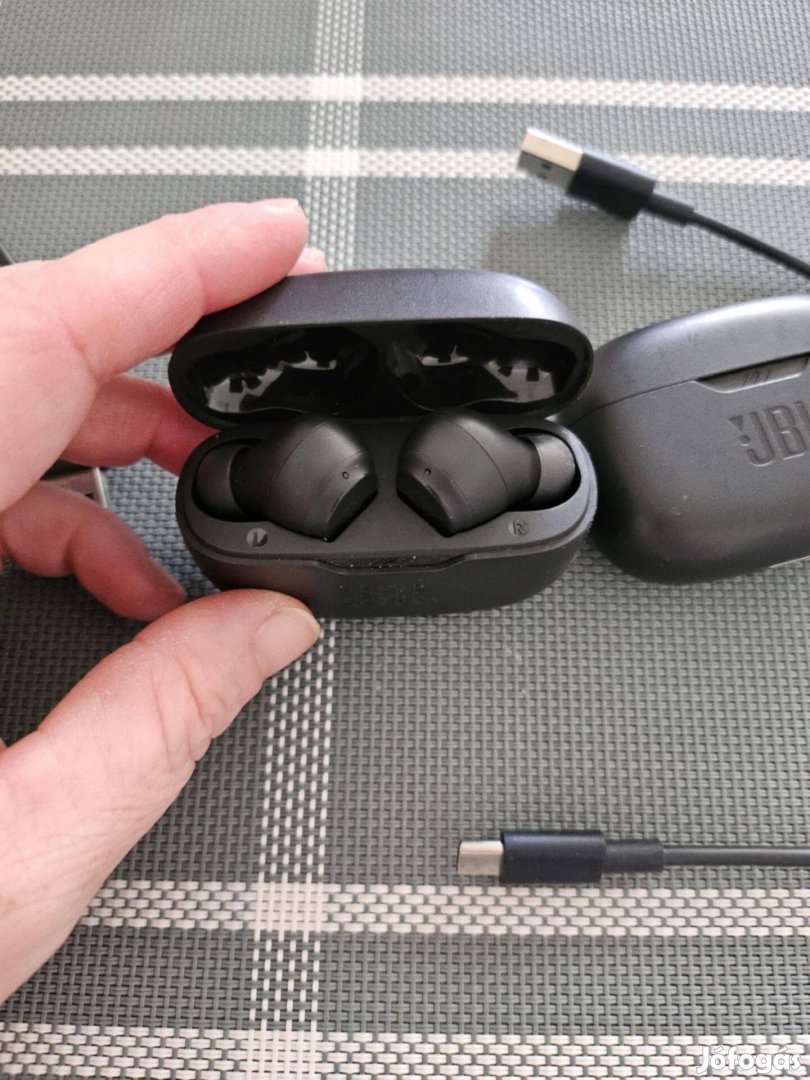 JBL fülhallgató