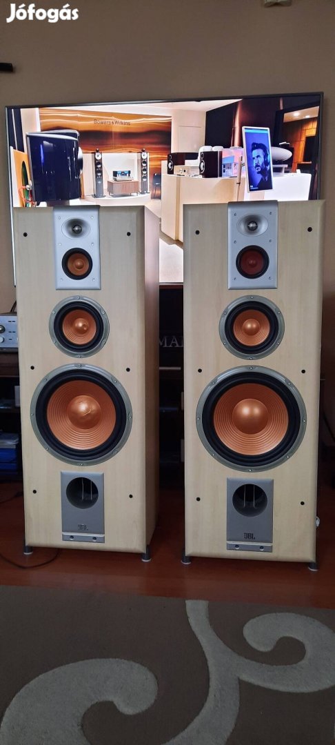 JBL hangfal Studio S412/PBE/230 aktiv hangfal.